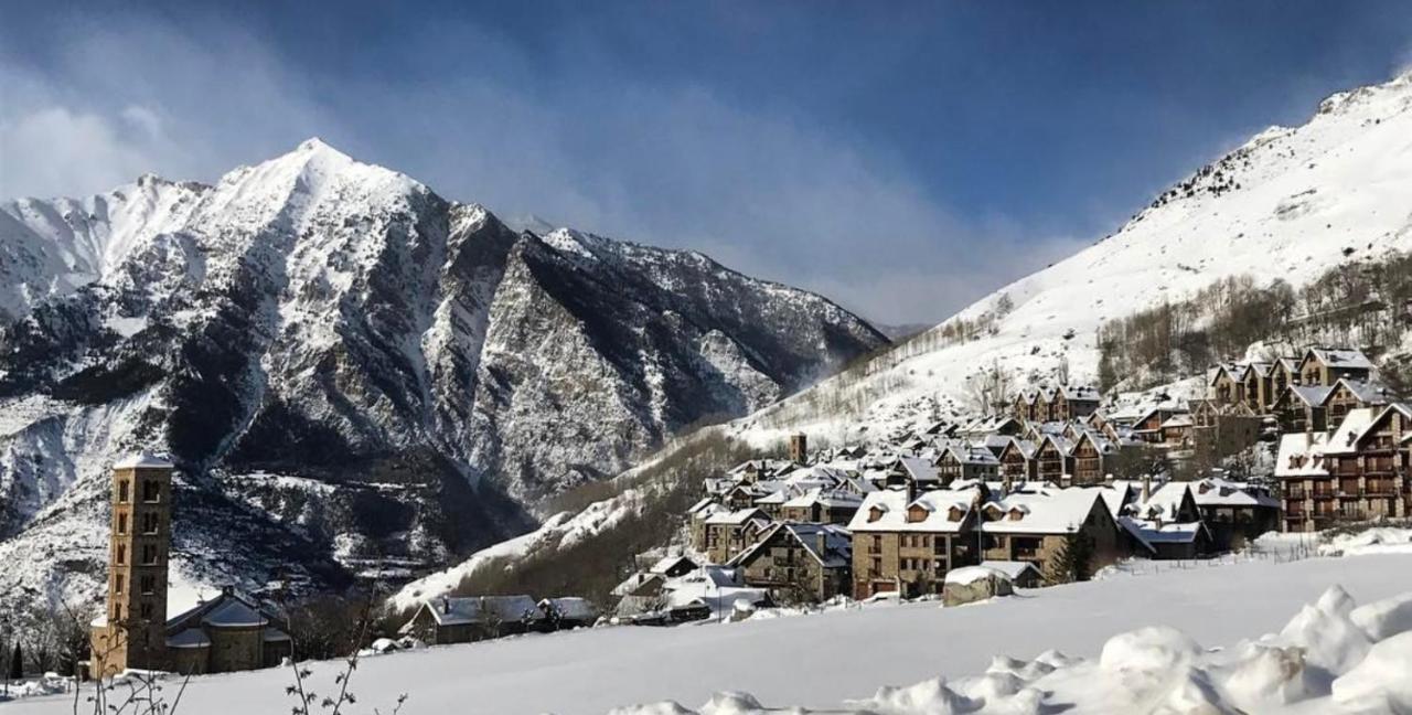Apartamento Con Terraza Y Vistas Panoramicas En Tauell المظهر الخارجي الصورة